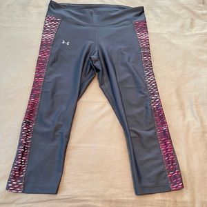 Grey Underarmour yoga pants